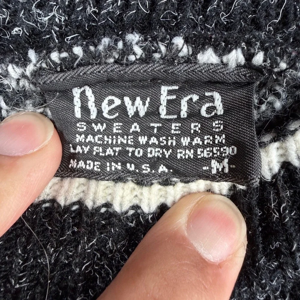 New Era Sweaters Men's M Black White Geometric Knit Pullover Crewneck Made USA